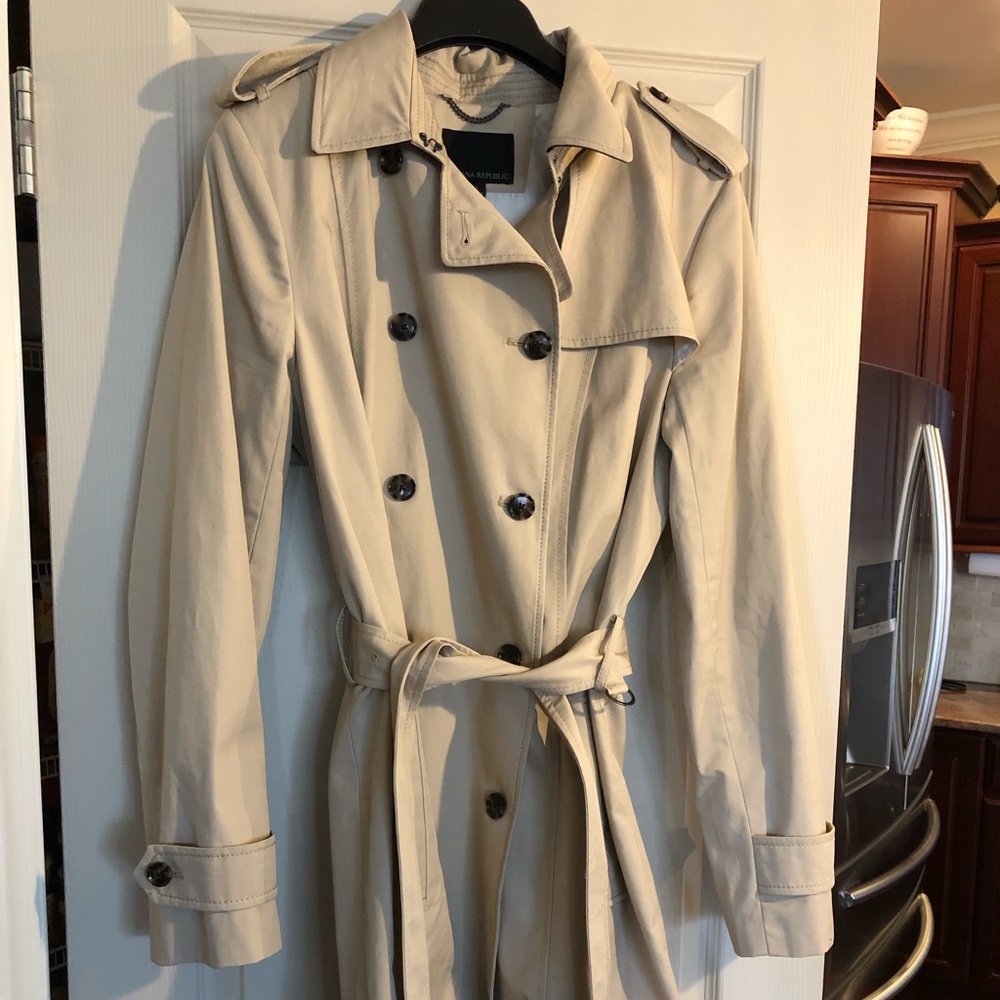 Banana Republic Women’s Trench Coat